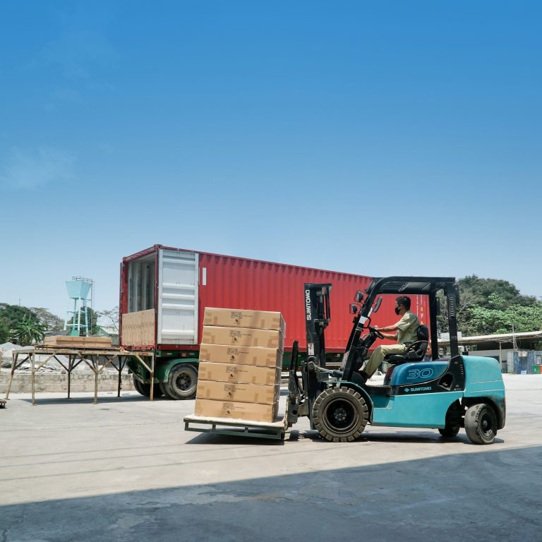 Cargador contractual en el transporte de mercancías